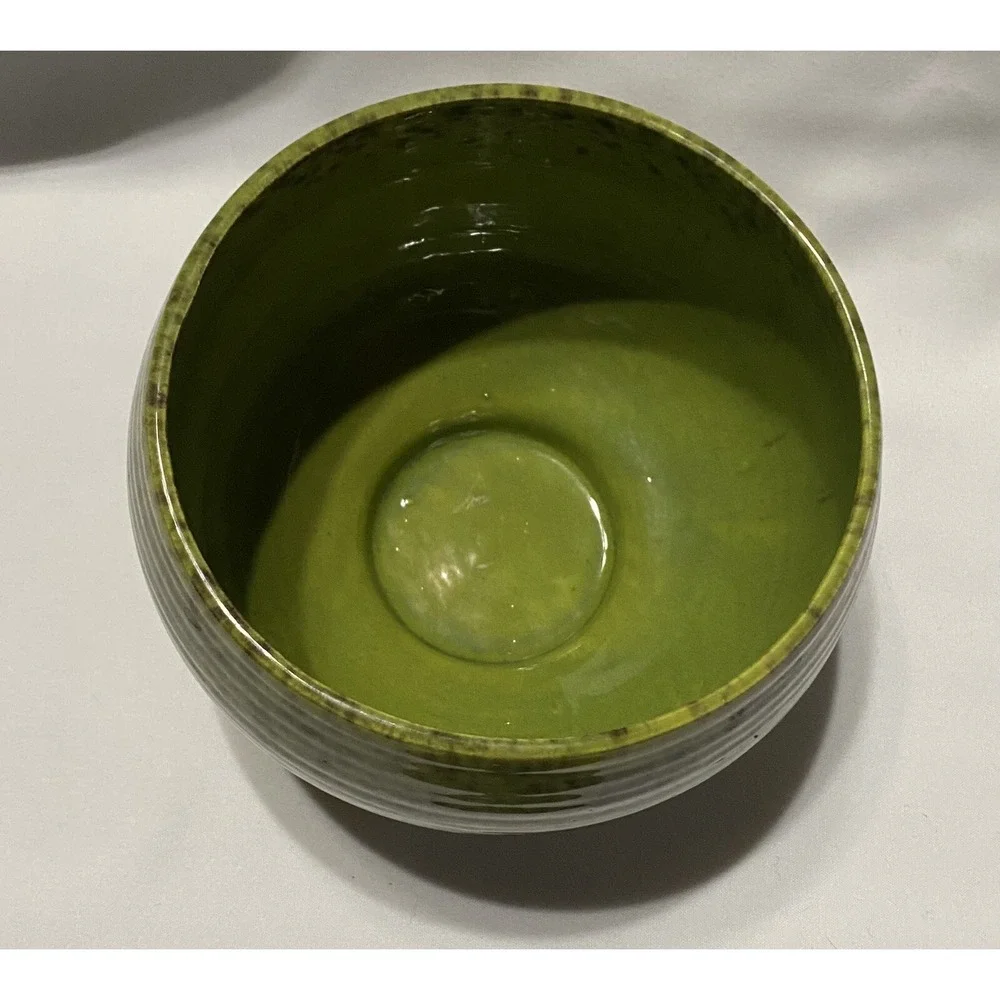 EARLY AMERICAN BY HAEGER GREEN COVERED BOWL SHAPE 9H NWT